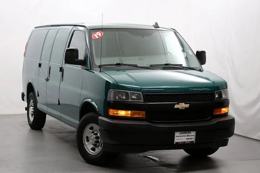 2019 Chevrolet Express Cargo 3500 photo 1