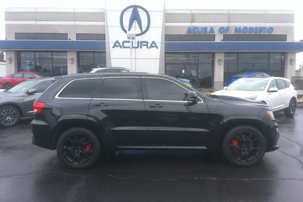 2012 Jeep Grand Cherokee SRT8 photo 1