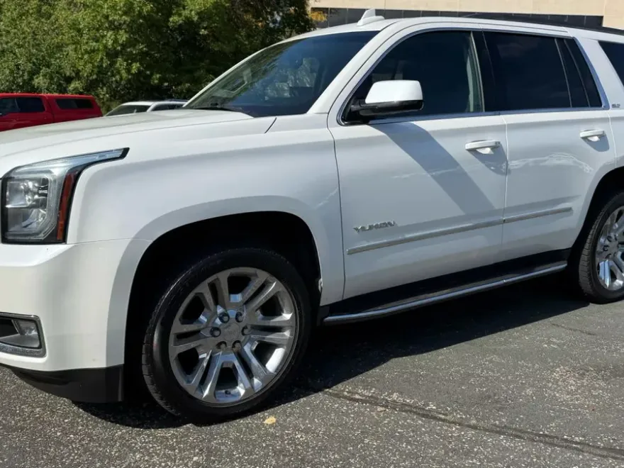 2018 Gmc Yukon SLT photo 1