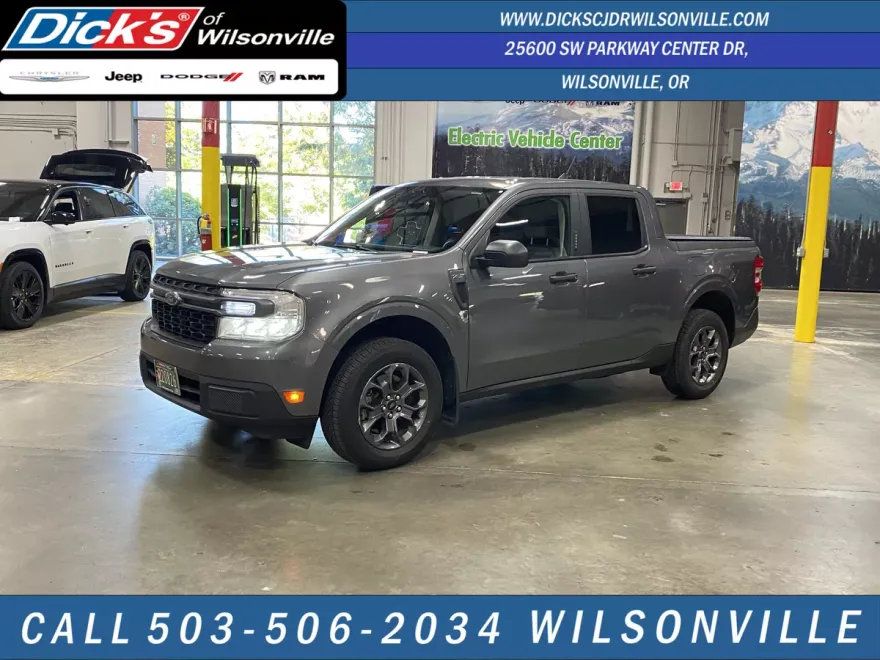 2022 Ford Maverick XLT photo 1