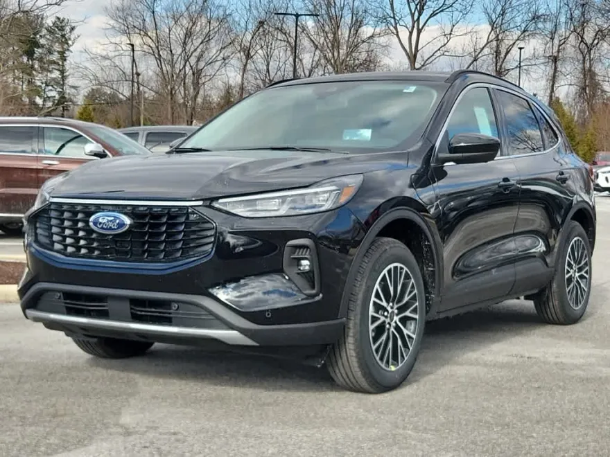 2025 Ford Escape Plug-In Hybrid photo 1