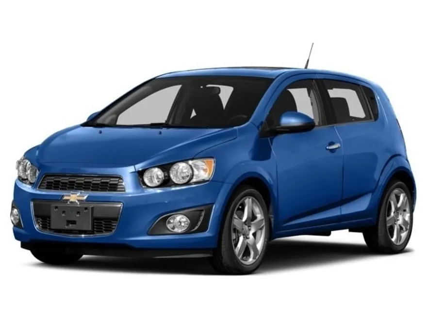 2016 Chevrolet Sonic LT photo 1
