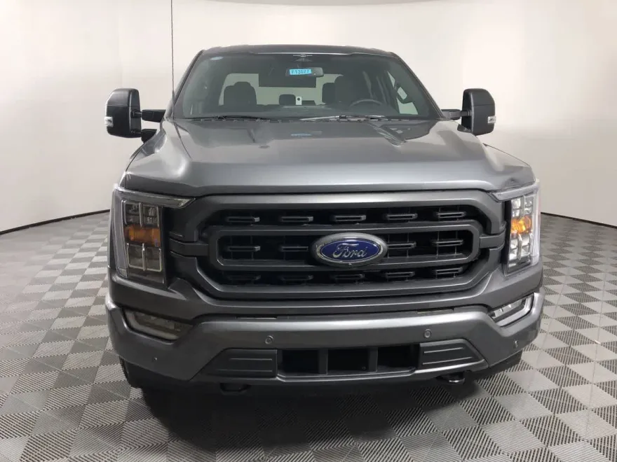 2023 Ford F-150 XLT photo 1