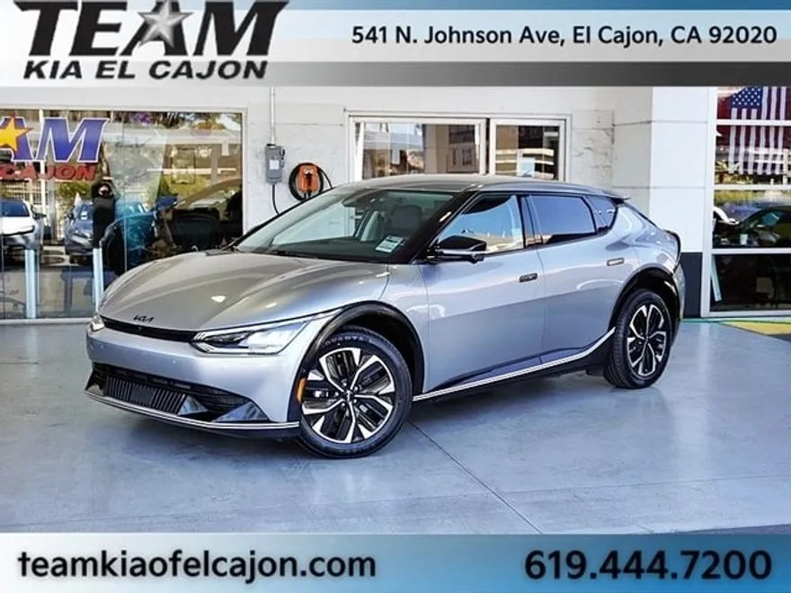 2024 Kia EV6 Wind photo 1