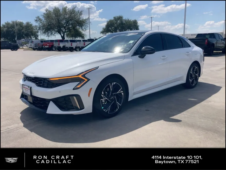 2025 Kia K5 GT-Line photo 1