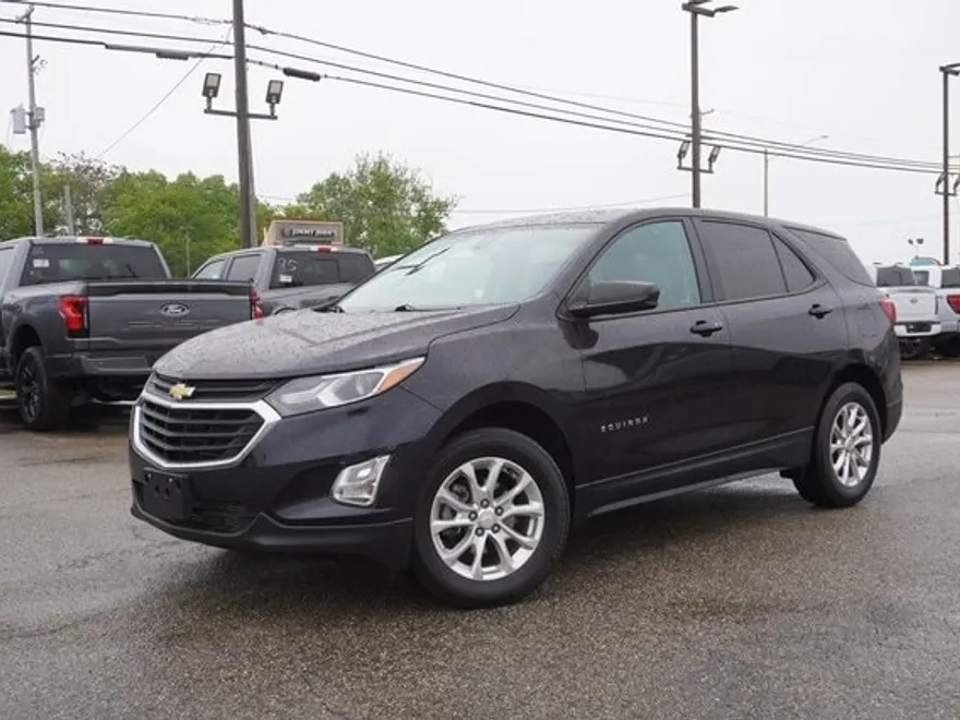 2020 Chevrolet Equinox LS photo 1