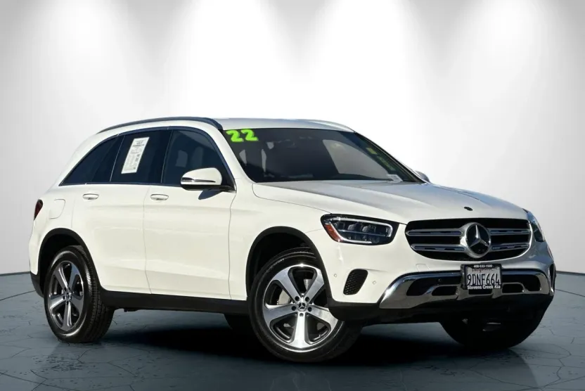 2022 Mercedes Benz GLC 300 photo 1