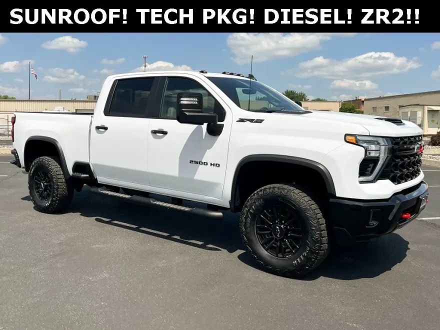 2024 Chevrolet Silverado 2500HD ZR2 photo 1