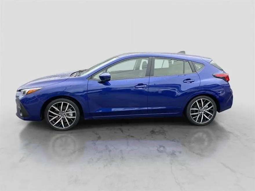 2024 Subaru Impreza Sport photo 2