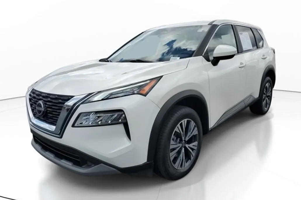 2023 Nissan Rogue SV photo 1
