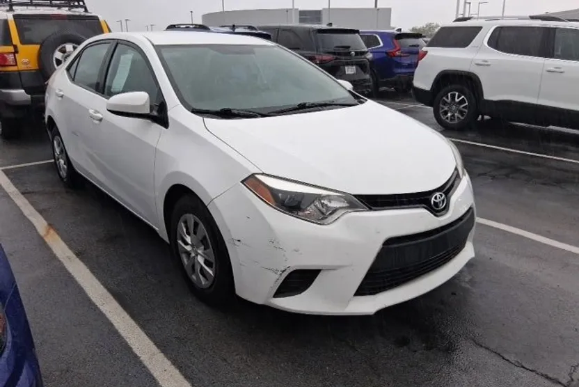 2014 Toyota Corolla L photo 1