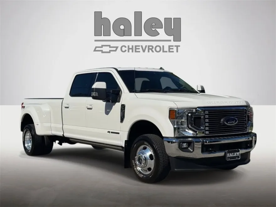 2022 Ford F-350 Lariat photo 1