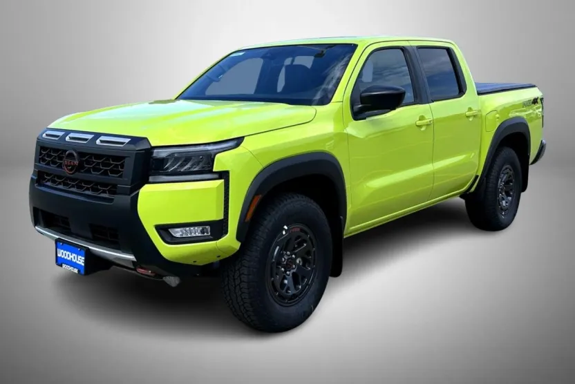 2026 Nissan Frontier photo 1