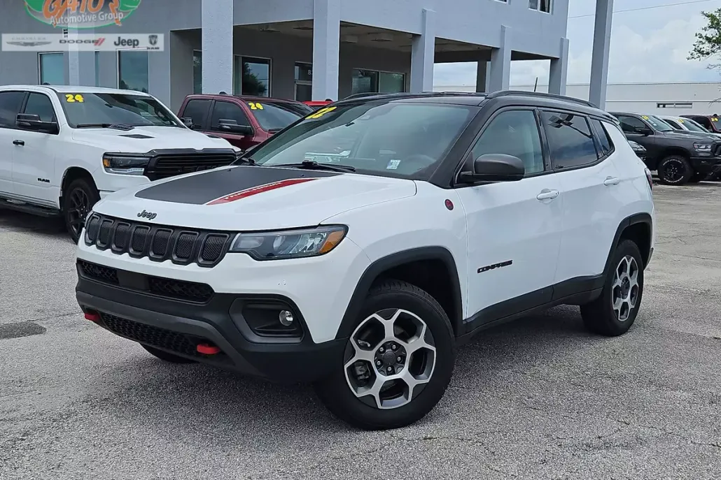 2022 Jeep Compass Trailhawk photo 1