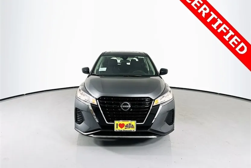 2024 Nissan Kicks S photo 1