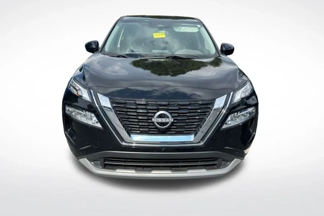 2023 Nissan Rogue SV photo 1