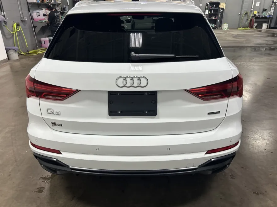 2022 Audi Q3 S line Premium photo 1