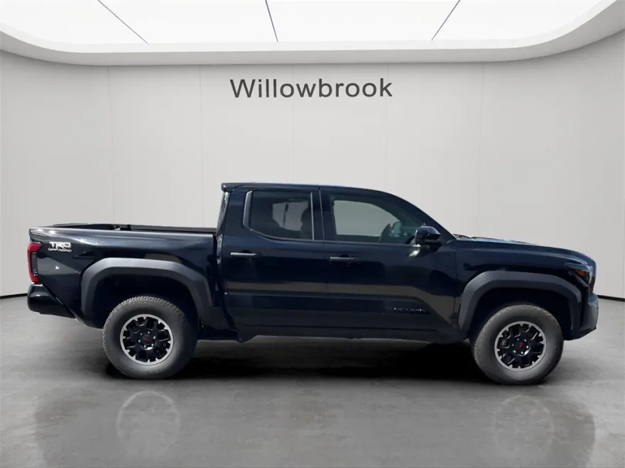 2025 Toyota Tacoma TRD Off-Road photo 1