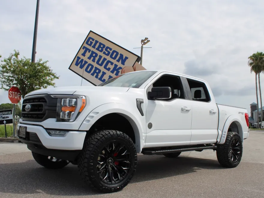 2024 Ford F-150 XLT photo 1
