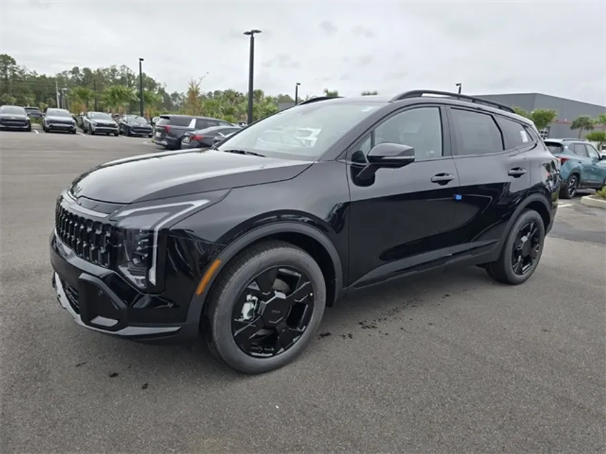 2026 Kia Sportage X-Line photo 1