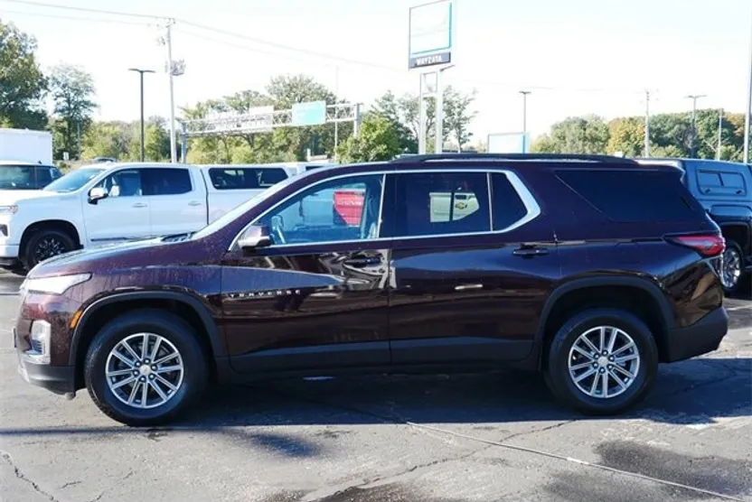 2023 Chevrolet Traverse Leather photo 1