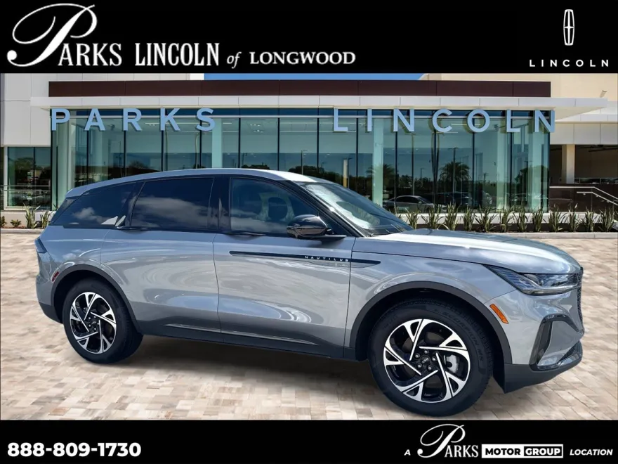 2025 Lincoln Nautilus Premiere photo 1