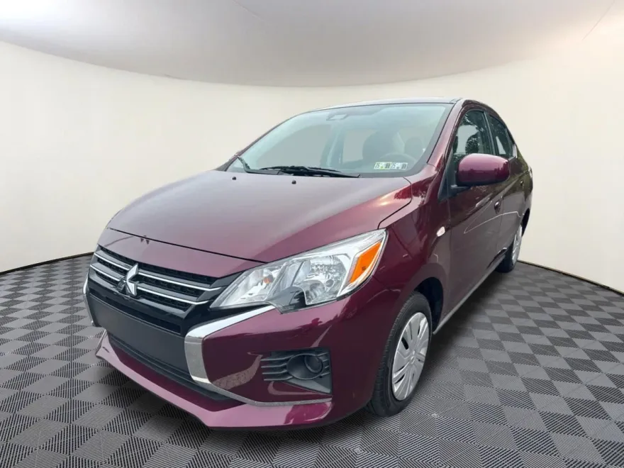 2024 Mitsubishi Mirage G4 ES photo 1