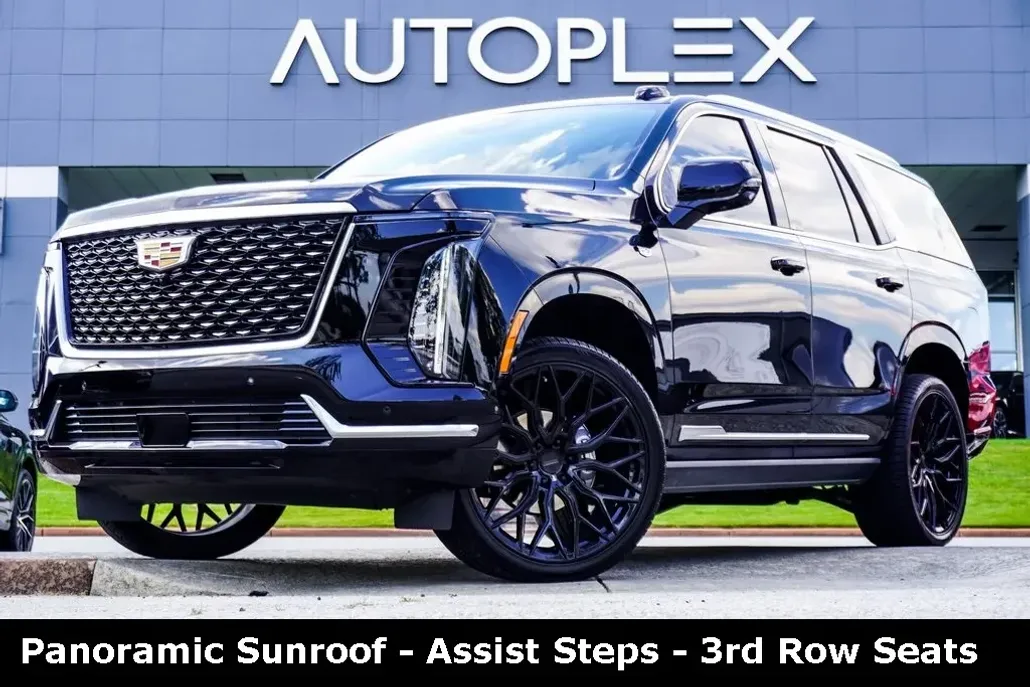 2025 Cadillac Escalade Premium Luxury photo 1
