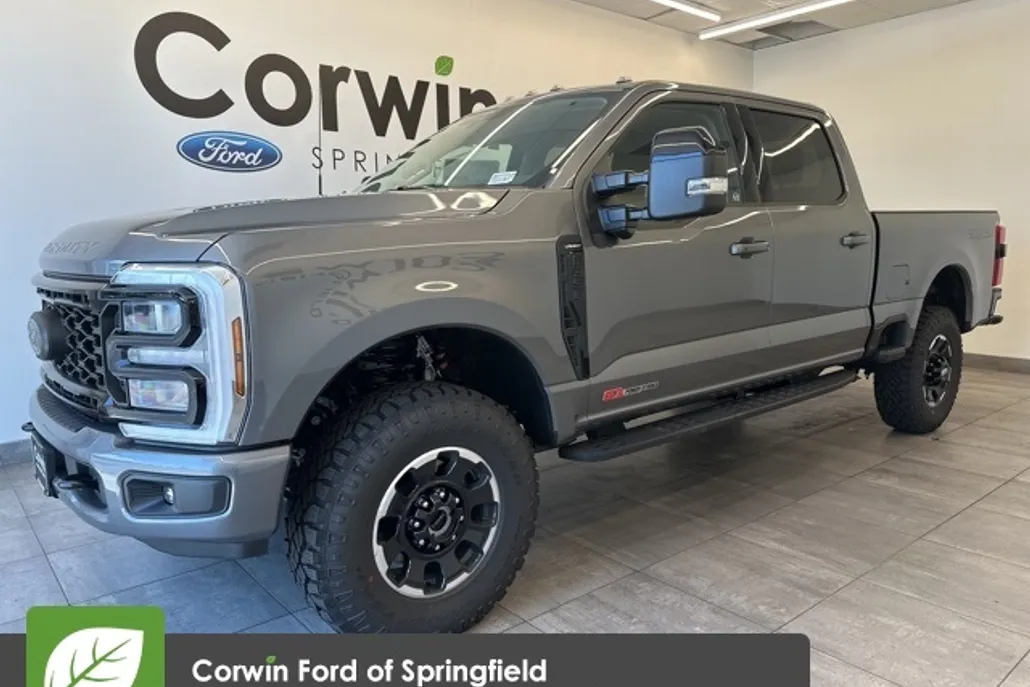 2025 Ford F-350 Lariat photo 1
