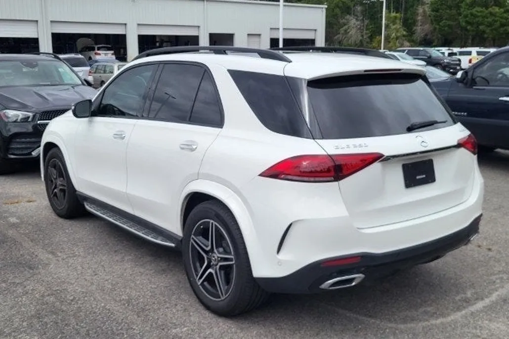 2022 Mercedes Benz GLE 350 4MATIC photo 1