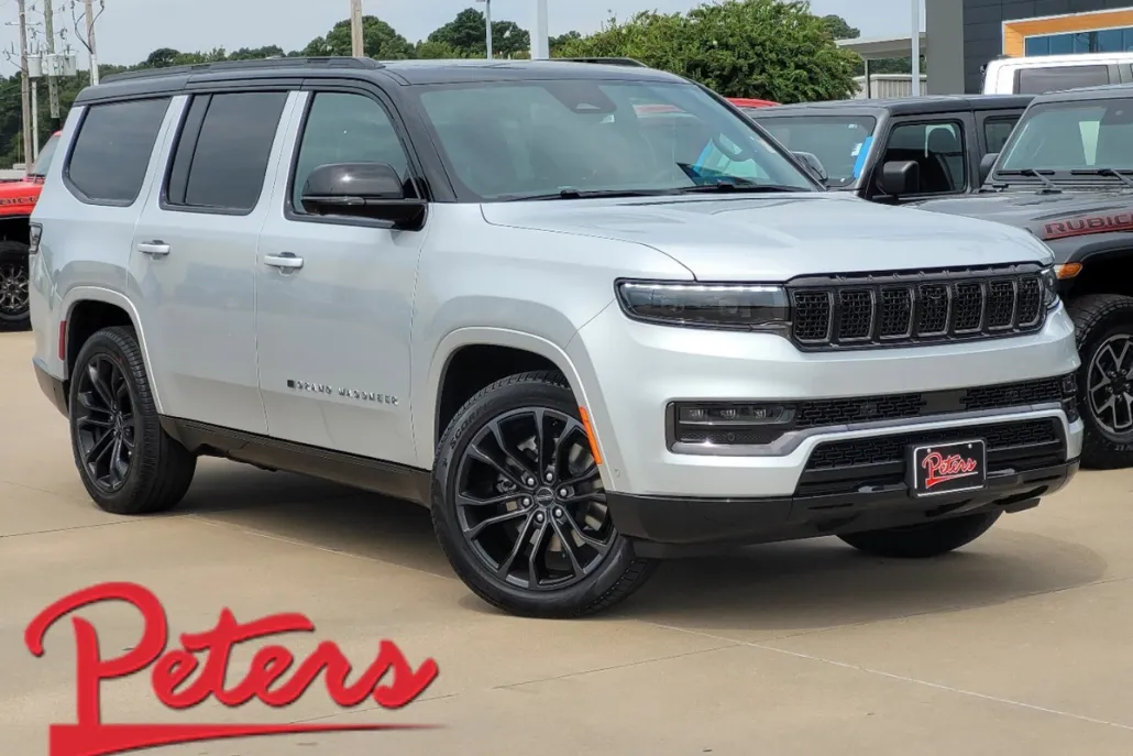 2024 Jeep Grand Wagoneer II photo 1