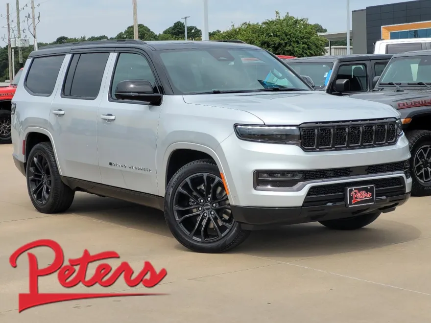 2024 Jeep Grand Wagoneer II photo 1