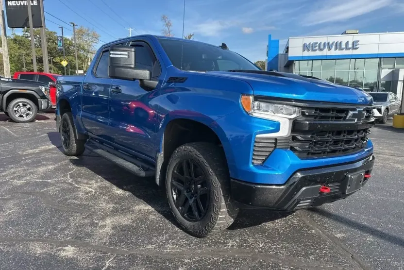 2022 Chevrolet Silverado 1500 LT Trail Boss photo 1
