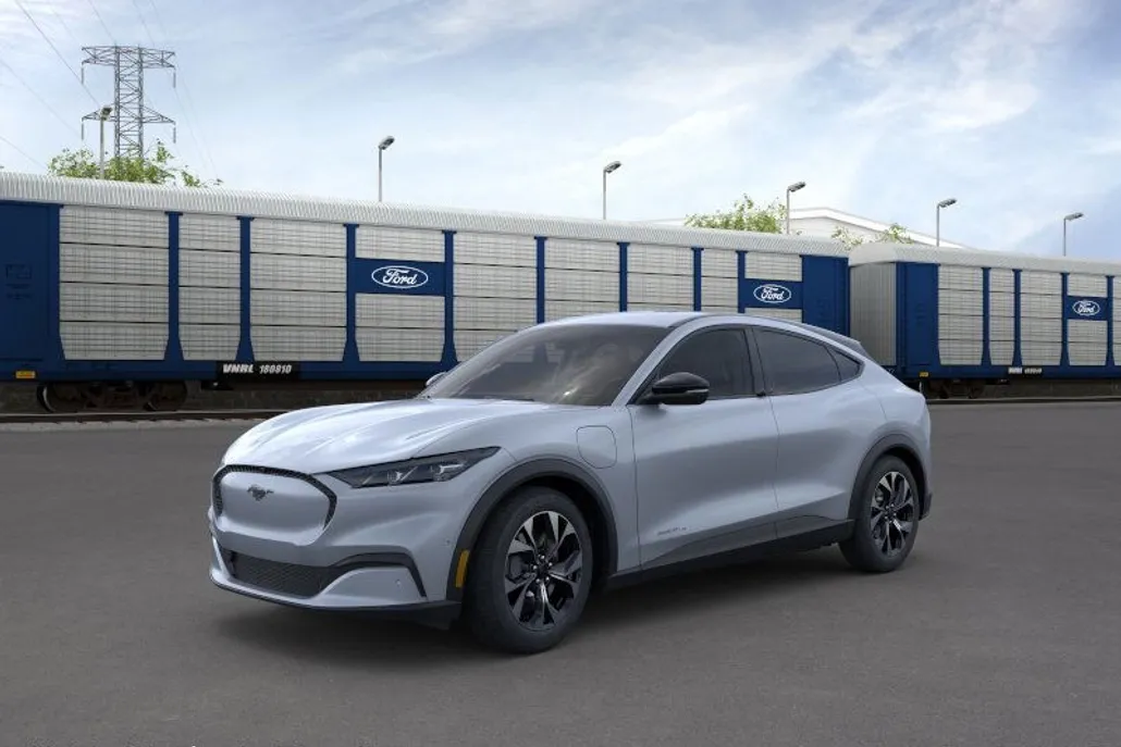 2025 Ford Mustang Mach-E Select photo 1