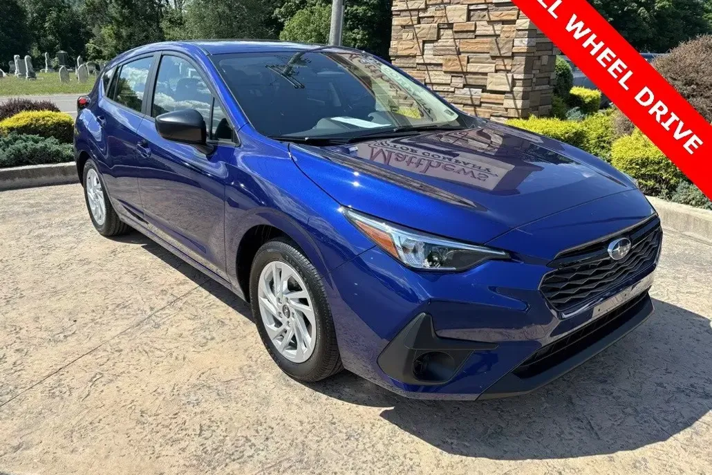2024 Subaru Impreza Base photo 1