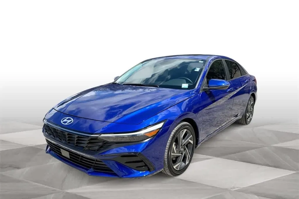 2024 Hyundai Elantra Hybrid Limited photo 1