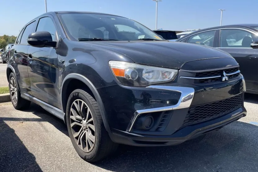 2019 Mitsubishi Outlander Sport photo 1