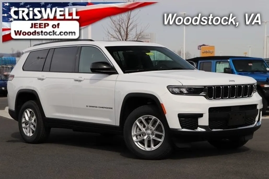 2025 Jeep Grand Cherokee Laredo photo 1