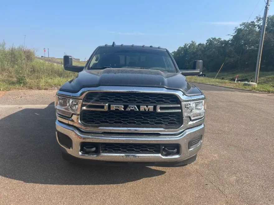 2020 Ram 3500 Tradesman photo 1