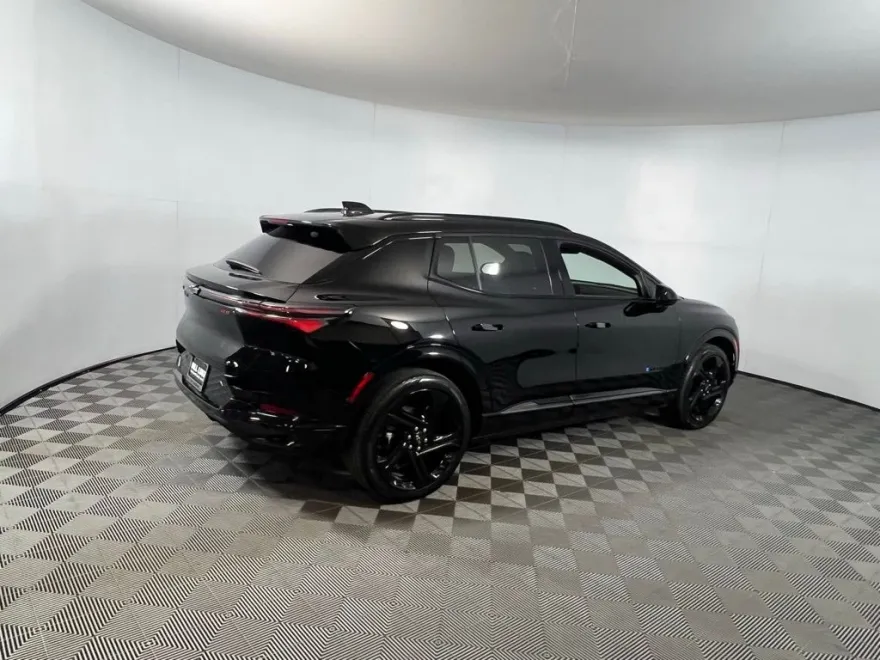 2024 Chevrolet Equinox EV 3RS photo 1