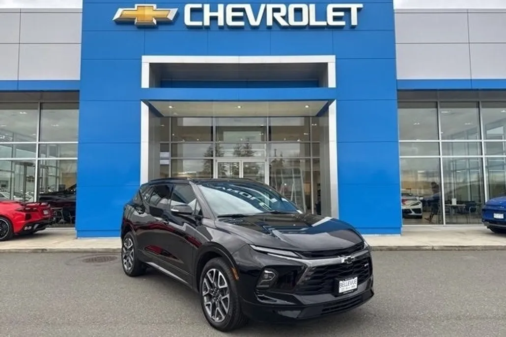 2025 Chevrolet Blazer RS photo 1