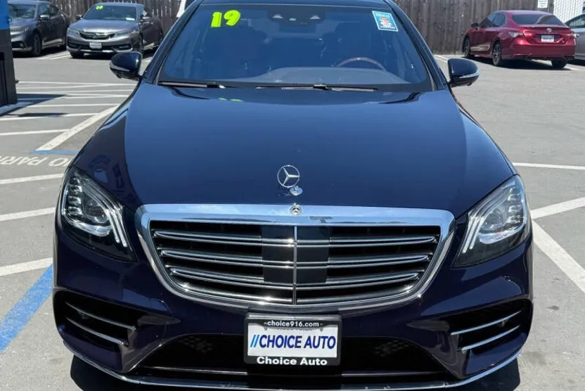 2019 Mercedes Benz S 560 photo 1