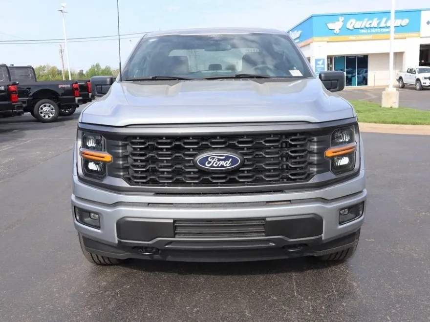 2025 Ford F-150 STX photo 8