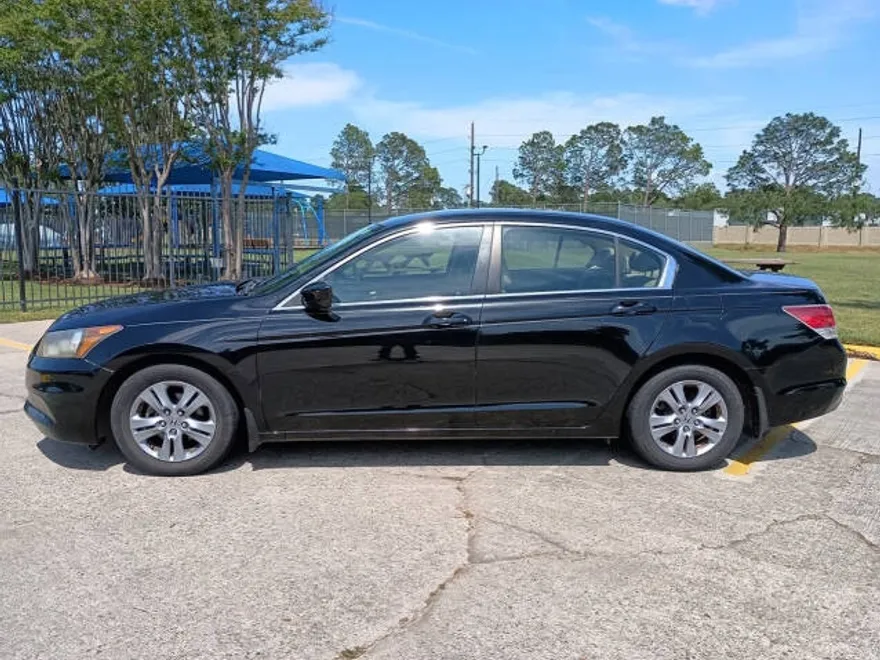 2012 Honda Accord LX-P photo 1