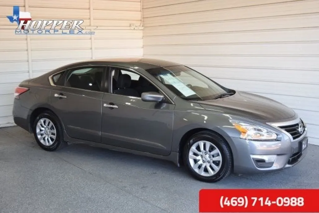 2014 Nissan Altima 2.5 S photo 1