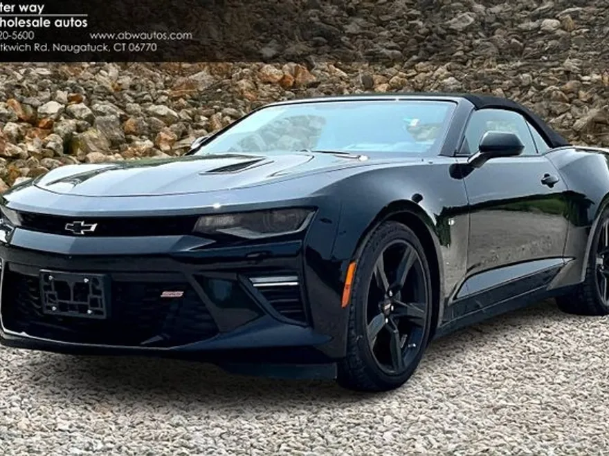 2017 Chevrolet Camaro SS photo 1