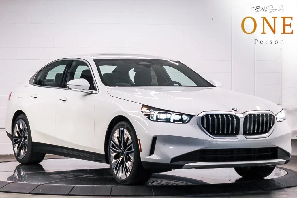 2025 Bmw 530i photo 1