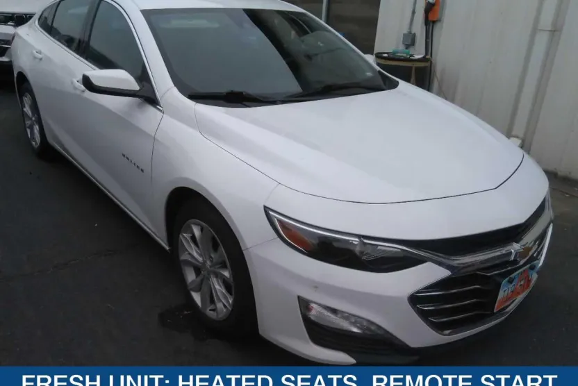 2024 Chevrolet Malibu 1LT photo 1