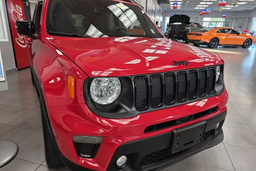 2022 Jeep Renegade Altitude photo 1