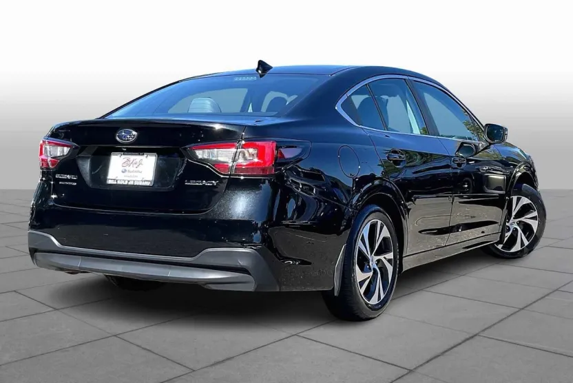 2022 Subaru Legacy Premium photo 1